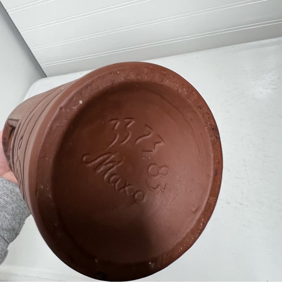 Kindzmarauli Georgian empty collectors bottle - Picture 8 of 9